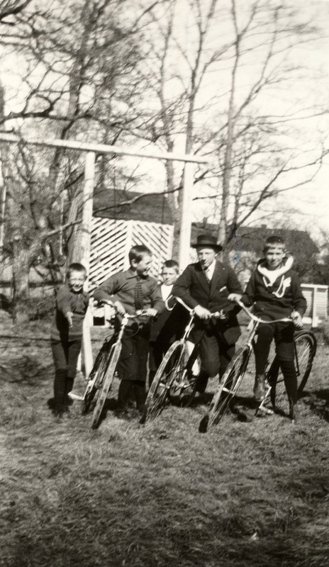 http://omeka.deichman.no/archive/import/B20110286.jpg