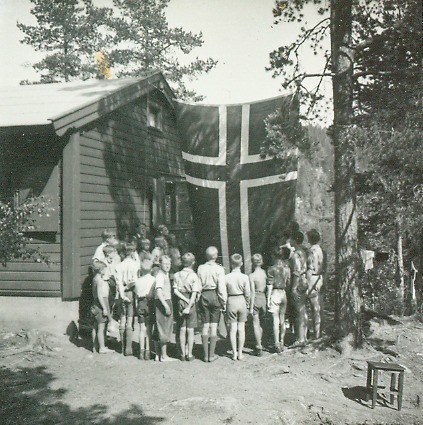 http://omeka.deichman.no/archive/import/B20040077.jpg