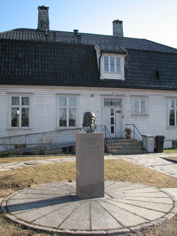 B20120146.jpg