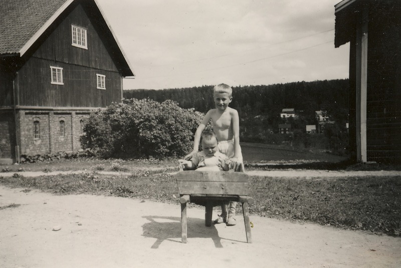 http://omeka.deichman.no/archive/import/B20110332.jpg