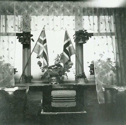 http://omeka.deichman.no/archive/import/B20040087.jpg
