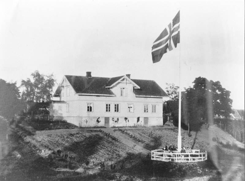 http://omeka.deichman.no/archive/import/B20040232.jpg
