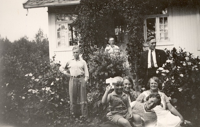 http://omeka.deichman.no/archive/import/B20120090.jpg