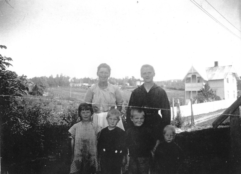 http://omeka.deichman.no/archive/import/B20040242.jpg
