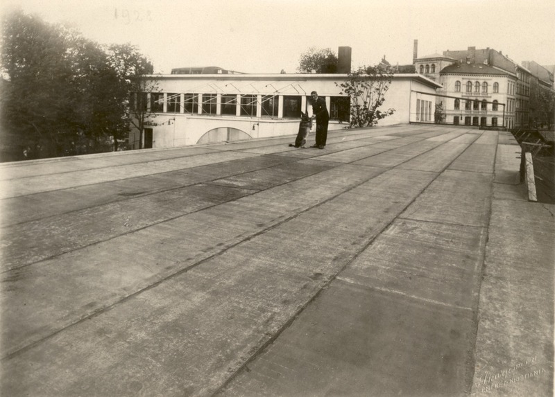 http://omeka.deichman.no/archive/import/B20100157.jpg